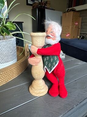 Annalee candleholder with Santa